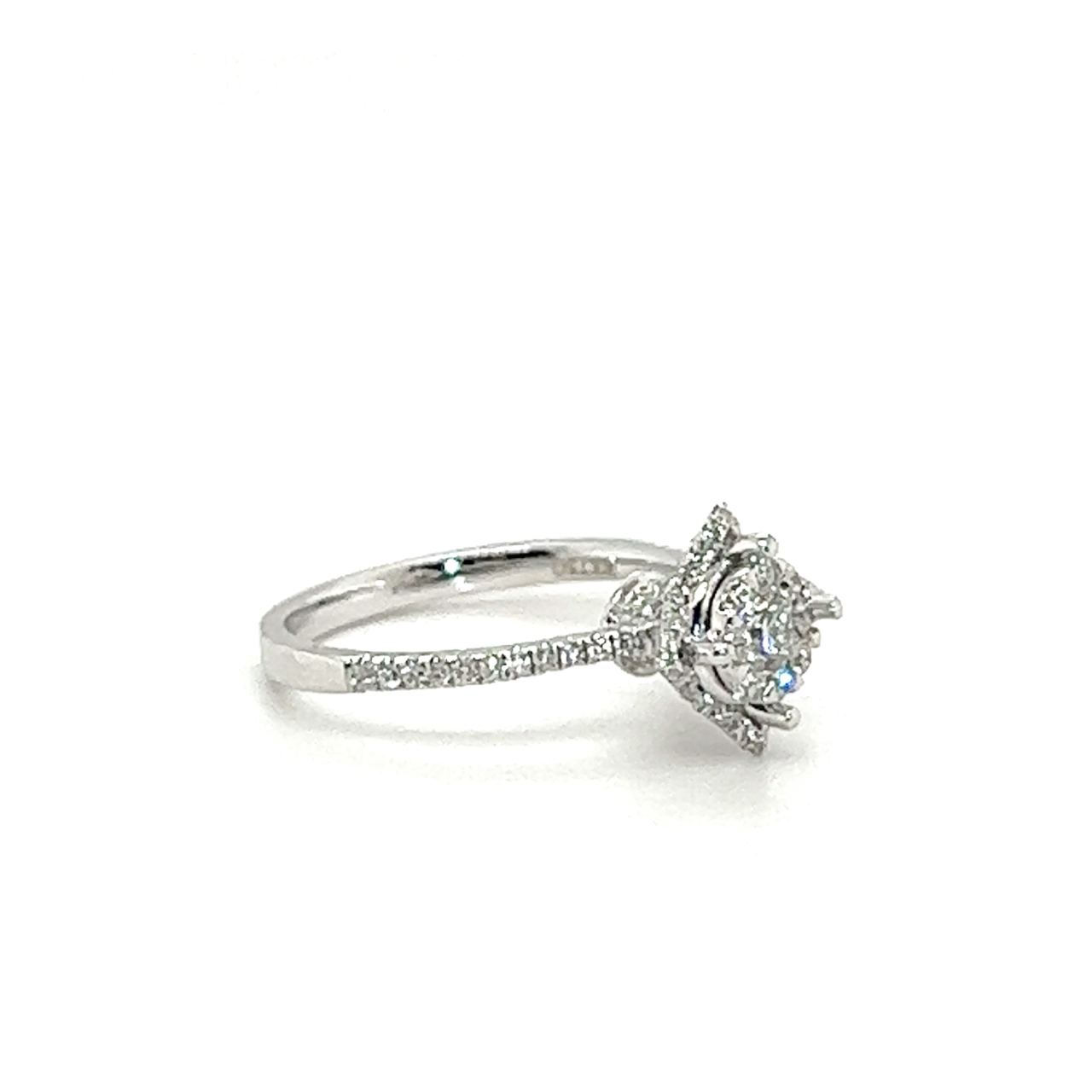 18K White Gold Sharp Flower Lotus Cluster Diamond Ring