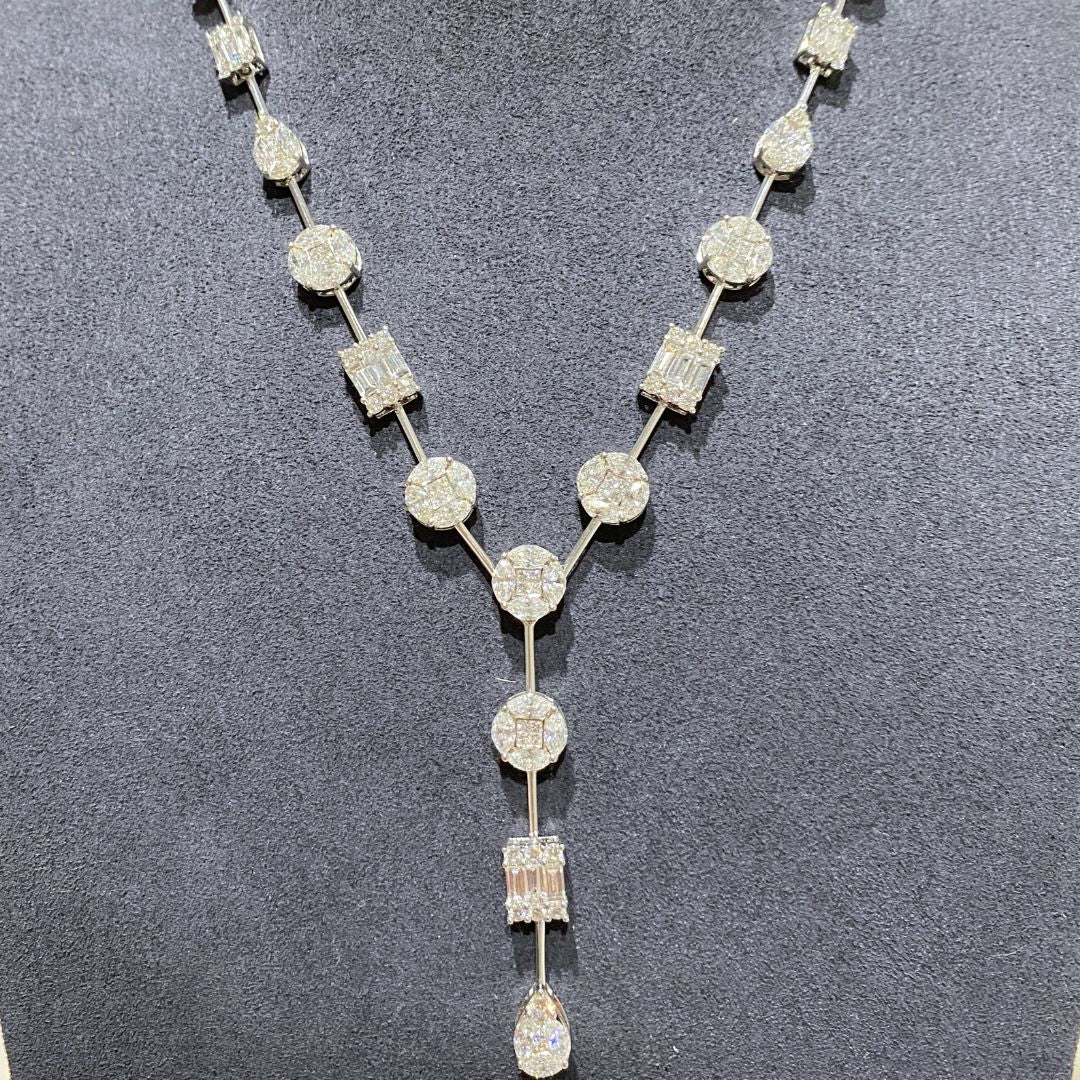 18K White Gold Diamond Necklace